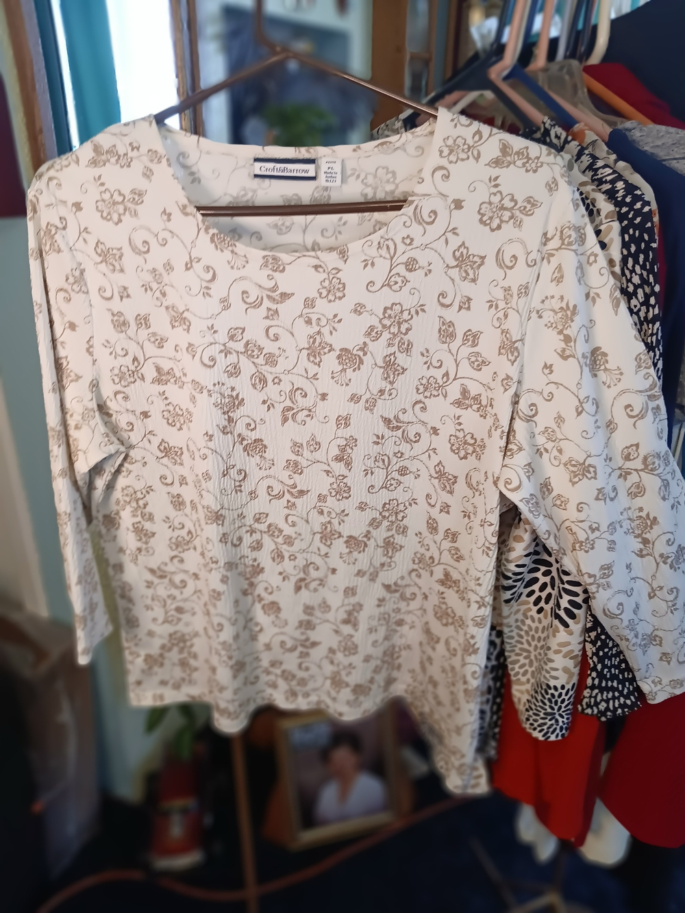 Coldwater Creek Cream Floral Pintuck Blouse